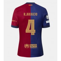 Camisa de Futebol Barcelona Ronald Araujo #4 Equipamento Principal 2024-25 Manga Curta